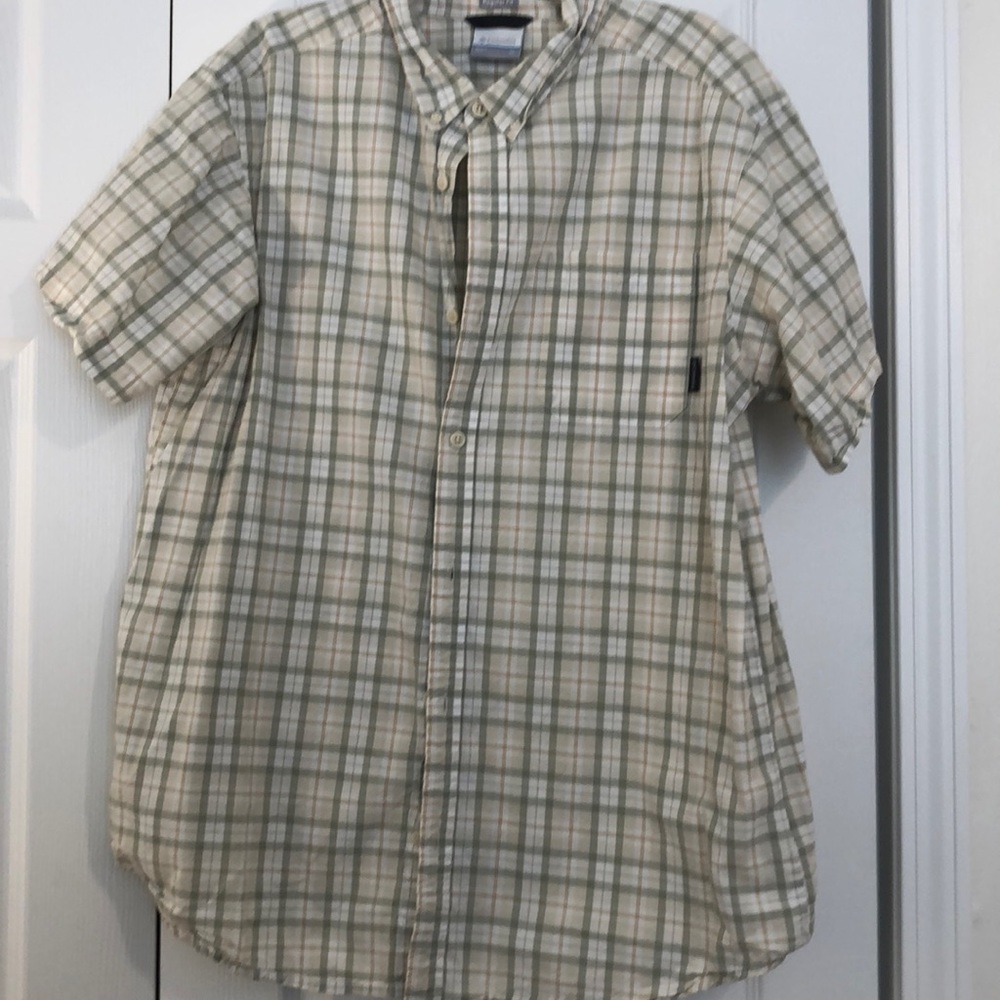 Columbia, short sleeve button up